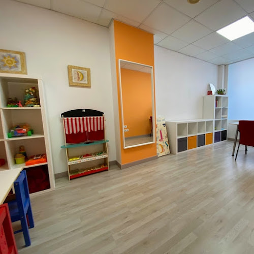 Foto de Carla Tiller Psicologa Infantil I Juvenil Psicologo Manresa
